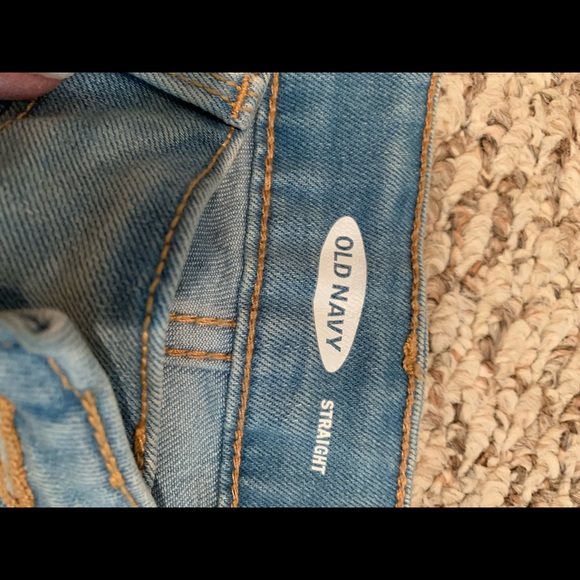 Old Navy Denim - Size 2 short straight leg acid wash jeans old navy Old Navy Denim - Size 2 short straight leg acid wash jeans old navy